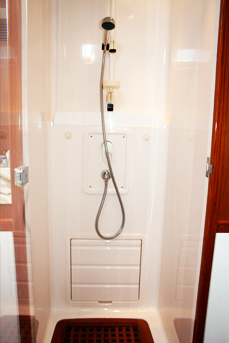 Luxury Sailing Charter - KIA ORA III Cabins